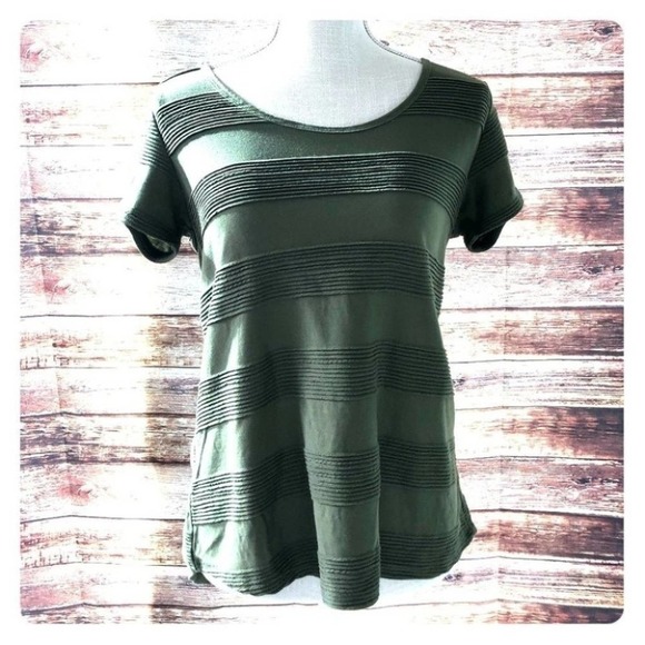 LuLaRoe Perfect Tee - Picture 1 of 3